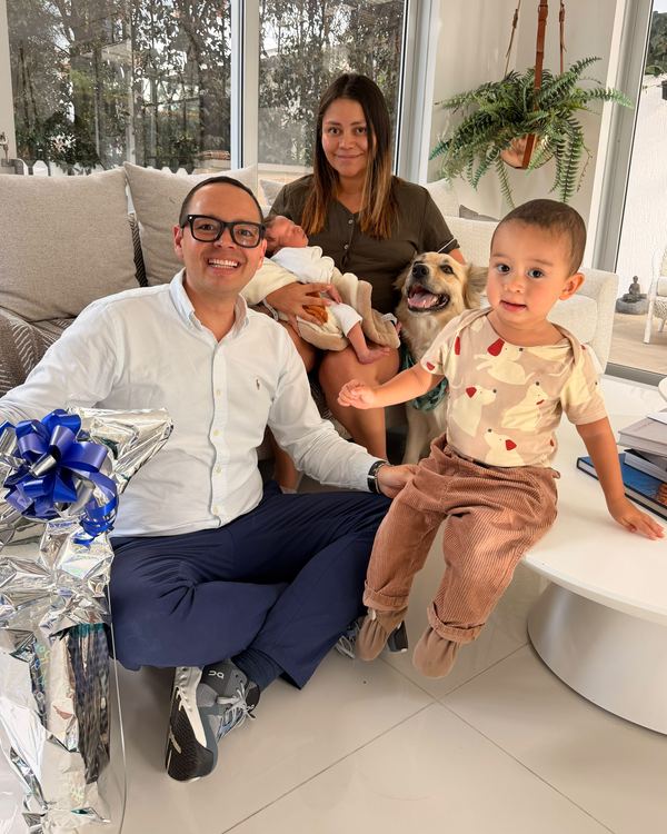 Carlos Mario Marín con su familia